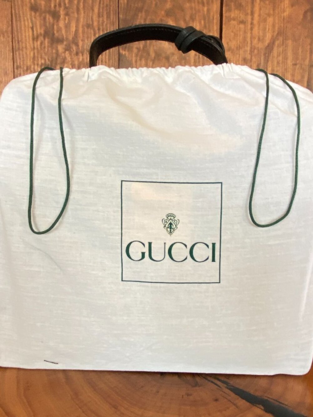 Authentic Vintage Gucci Black Leather Hand Bag and Original Dust Bag - Picture 4 of 15